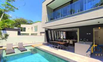 Imagem 3: Casa lindamente decorada, à venda na Riviera de São Lourenço