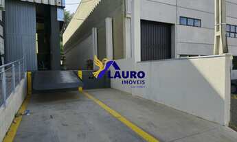 Imagem 3: Locação de Galpão Industrial em Condomínio de Alto Padrão em Valinhos-SP - 2 salas, 4 banh