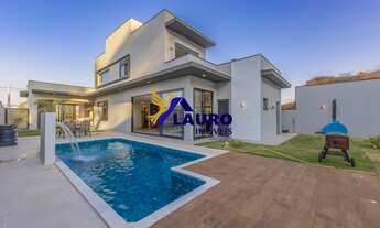 Imagem: Imperdível Casa em Condomínio à Venda