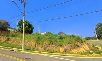 Imagem: Terreno à venda em Vinhedo-SP, no Villagio