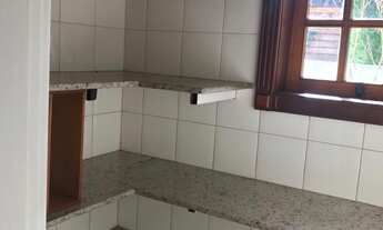 Imagem 7: Casa confortável, com piscina, no bairro Horto em Campos-RJ