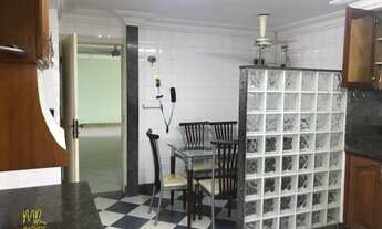 Imagem 2: Casa confortável, com piscina, no bairro Horto em Campos-RJ