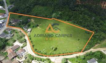 Imagem 2: Chacara com 15.000 m² na Principal Avenida da Santa Lídia em Penha, com excelente casa par