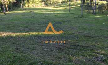 Imagem: Adriano Carpes Imóveis vende terreno com