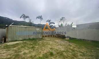 Imagem 4: Terreno em Penha-SC de 300m² com sala comercial e Kitnet construída no bairro de Gravatá