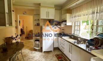 Imagem 7: Casa ampla com 5 dormitórios, sendo 1 suíte, em Gaspar - Santa Catarina Adriano Carpes Imó