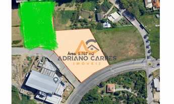 Imagem: Adriano Carpes Imóveis vende terreno em