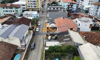 Imagem 6: Terreno com construção na Praia de Gravatá, Navegantes. Adriano Carpes Imóveis vende