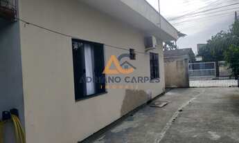 Imagem 2: Adriano Carpes Imóveis a sua imobiliária em Navegantes, vende casa com 03 Dormitórios no