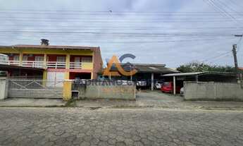 Imagem 5: Terreno com construção na Praia de Gravatá, Navegantes. Adriano Carpes Imóveis vende