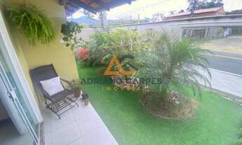 Imagem 5: Imperdível oportunidade! Casa à venda em Navegantes-SC, bairro Gravatá, com 3 quartos, 2 s