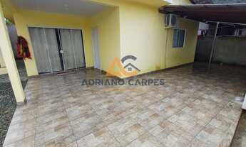 Imagem 2: Casa de Temporada em Armação-Penha, à 270 mts do mar, com dois dormitórios e área de festa