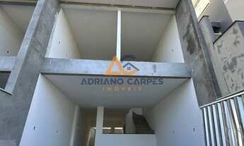 Imagem: Sobrado de Alto Padrão à Venda em Navegantes-SC