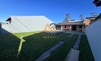 Imagem 3: Linda Casa Mobiliada com 02 quartos, amplo terreno com Piscina e churrasqueira em Penha, S