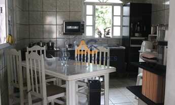 Imagem 5: Casa Quadra Mar com amplo espaço no terreno e 3 dormitórios. Adriano Carpes Imóveis Vende