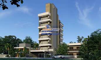 Imagem: Adriano Carpes vende no centro de Navegantes