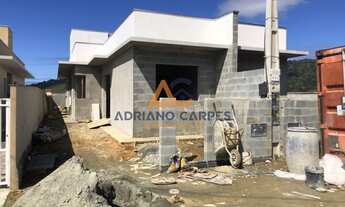 Imagem 1: Adriano Carpes vende geminado localizado no município de Penha , com 3 dormitórios sendo u