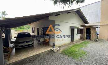 Imagem 3: Adriano Carpes Imóveis vende casa a 1.200 metros da praia em Penha Santa Catarina