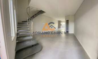 Imagem: Vende sobrados com duas suítes em Gaspar