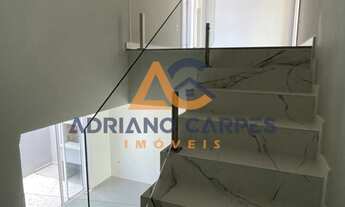 Imagem 7: Venha morar no sobrado dos seus sonhos! Localizado no centro de Piçarras, esse imóvel de a