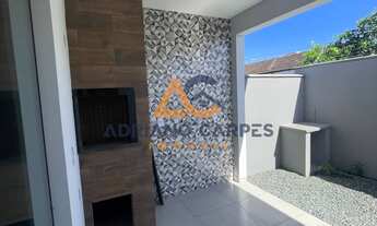 Imagem 6: Sobrado novo em meia praia Navegantes sendo 2 suítes com sacada