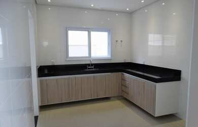 Imagem 5: Casa com 3 dormitórios à venda no Condominio Jardim de Mônacom em Hortolândia/SP