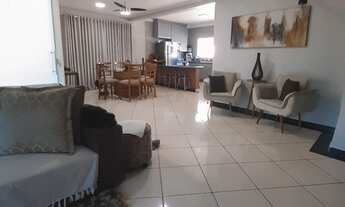 Imagem: Sobrado à venda no Condomínio Flamboyant