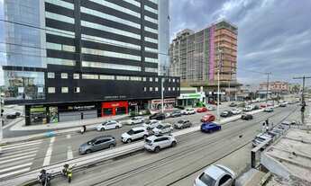 Imagem 6: 2 Dormitorios com dependência sacada de frente