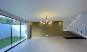 Imagem 2: SHA Quadra 4 Arniqueiras Casa 3 Suítes 2 Vagas Útil 270 m² Terreno 235 m²