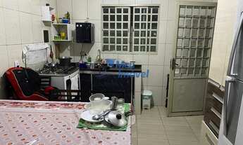 Imagem 5: QR 305 Samambaia Sul Sobrado 5 Quartos Suíte 300m² Closet Área de Serviço