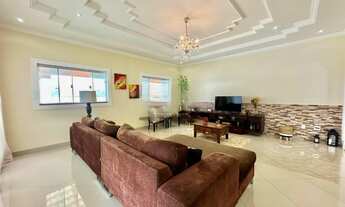 Imagem 4: Conjunto 4 Arniqueiras 5 Quartos 3 Suítes 20 Vagas 500m² Closet Área de Serviço