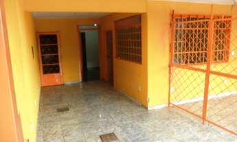 Imagem 3: QR 514 CONJ 18 Alugo Casa Térrea 2 Quartos suite Uma Vaga Não Aceita Animais