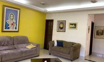 Imagem 2: QE 28 Conj G Guará II Sobrado 4 Quartos 2 Suítes 5 Vagas 320m² Hidromassagem DCE