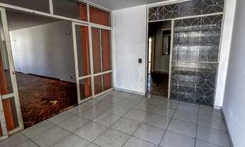 Imagem 2: SHCGN 707 Asa Norte Casa 4 Quartos 2 Suítes 6 Vagas 206m² Escritório Varanda