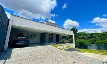 Imagem 3: SHA Conjunto 4 Arniqueiras Casa Laje 3 Quartos 3 Suítes 4 Vagas 600 m² Cessão