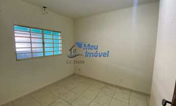 Imagem 3: Quadra 303 CJ 8 Recanto das Emas Casa 3 Quartos 1 Suíte Lote 135m² 2 Vagas