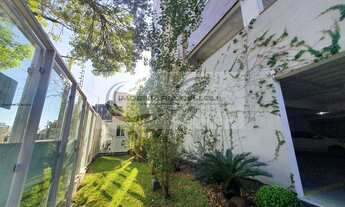 Imagem 2: Apartamento para Venda em Porto Alegre / RS no bairro Petrópolis