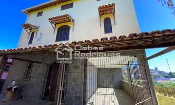 Imagem 2: Casa duplex com 5 quartos sendo 1 suíte e vista para o mar no bairro Setiba Guarapari-ES