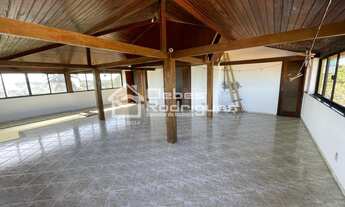 Imagem 5: Casa duplex com 5 quartos sendo 1 suíte e vista para o mar no bairro Setiba Guarapari-ES