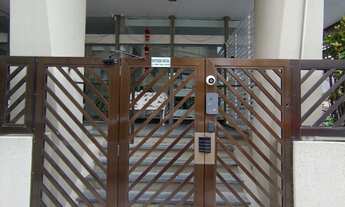 Imagem 2: Apartamento de 2 dormitórios com suíte e duas portas da entrada à venda no Condomínio Irmã