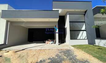 Imagem: Casa Térrea de 3 Quartos a venda no Condomínio