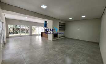 Imagem 4: Casa térrea de alto padrão com 3 dormitórios a venda no Condomínio Fiorela