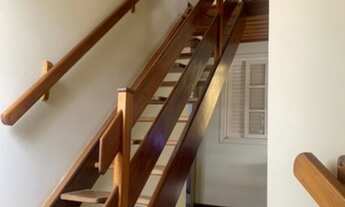 Imagem 6: Sobrado de 277.68 m² com 3 suítes + 5 banheiros + 5 Vagas de garagemà venda no Condomínio