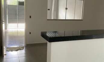 Imagem 6: Casa térrea de 2 Dormitórios, sendo 1 Suíte, 2 Vagas de garagem cobertas a venda no Bairro