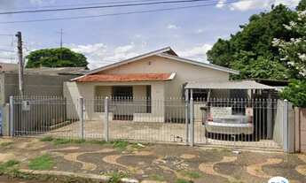 Imagem: Casa Térrea de 3 Dormitórios a venda no