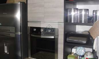 Imagem 5: Sobrado de Luxo à Venda na Vila Suzana - 4 Quartos, 2 Suítes e 6 Vagas de Garagem!