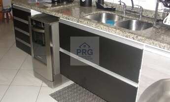 Imagem 6: Sobrado de Luxo à Venda na Vila Suzana - 4 Quartos, 2 Suítes e 6 Vagas de Garagem!