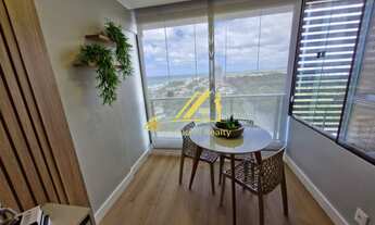 Imagem 2: Studio mobiliado na Pedra do Sal, 30m2, vista mar lateral. Vaga rotativa. Com rooftop, pis