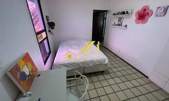 Imagem 5: Casa super espaçosa e confortável no Condomínio fechado, Quinta do Candeal. 4 suítes com p