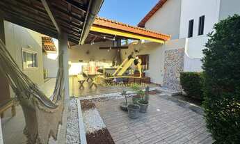 Imagem 5: Casa Duplex 4 suítes em Buraquinho para aluguel! 205m2, varanda gourmet com churrasqueira